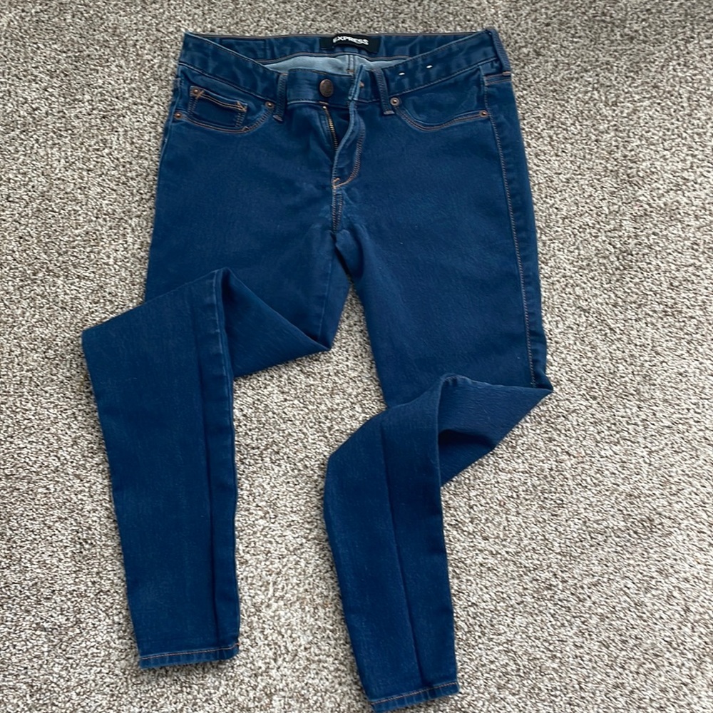 Express denim.   Size 6.   Stretchy denim